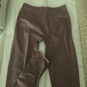 Pink YoungLA leggings, small scrunch